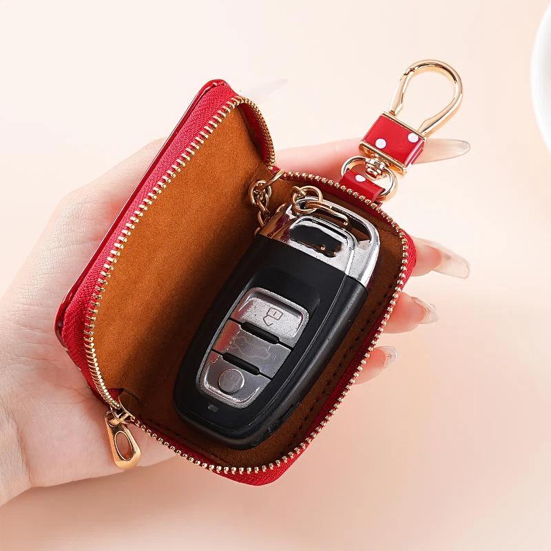 Etui na klucze z błyszczącej s – Men Accessories In Store recenzja i cena